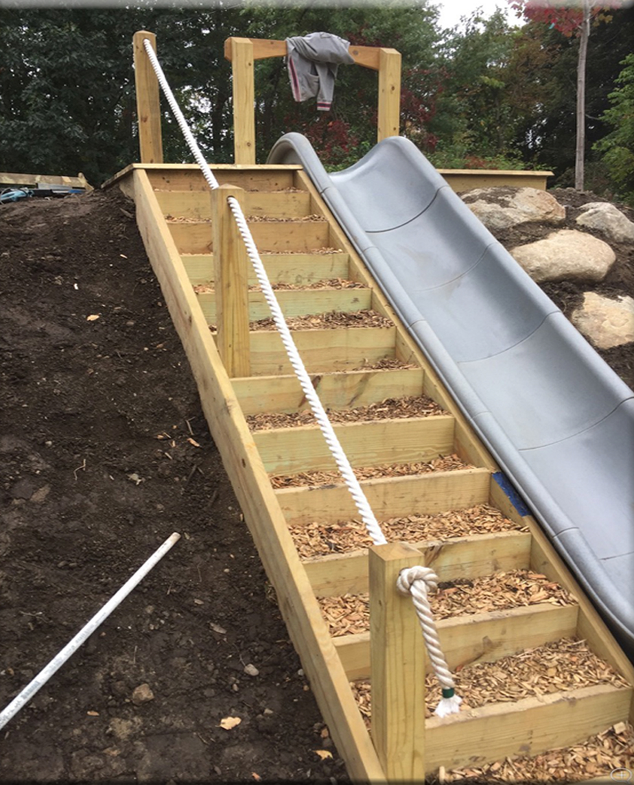 Modular platform for playground slide fishing